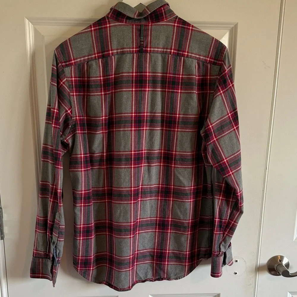Banana Republic Red and Gray Plaid Casual Shirt Size medium 100% Cotton